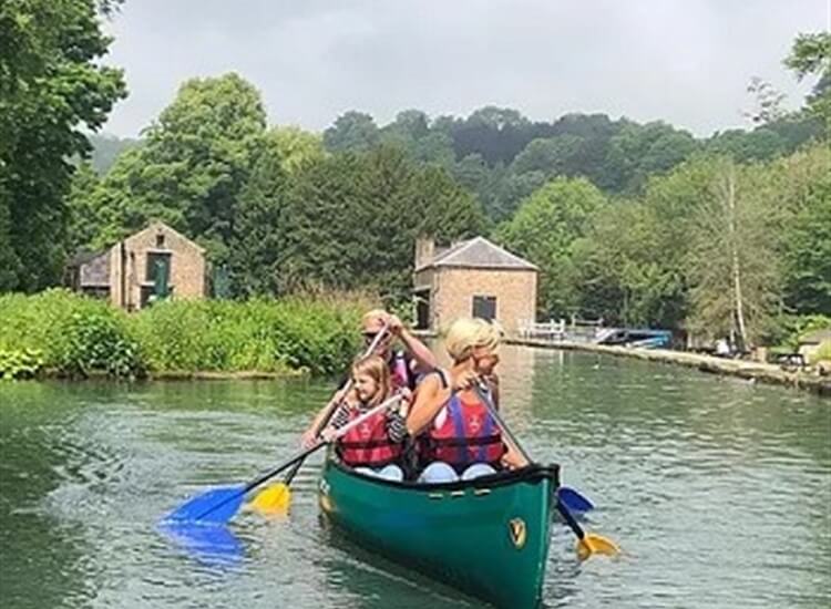 canoeing derbyshire canoeing derbyshire